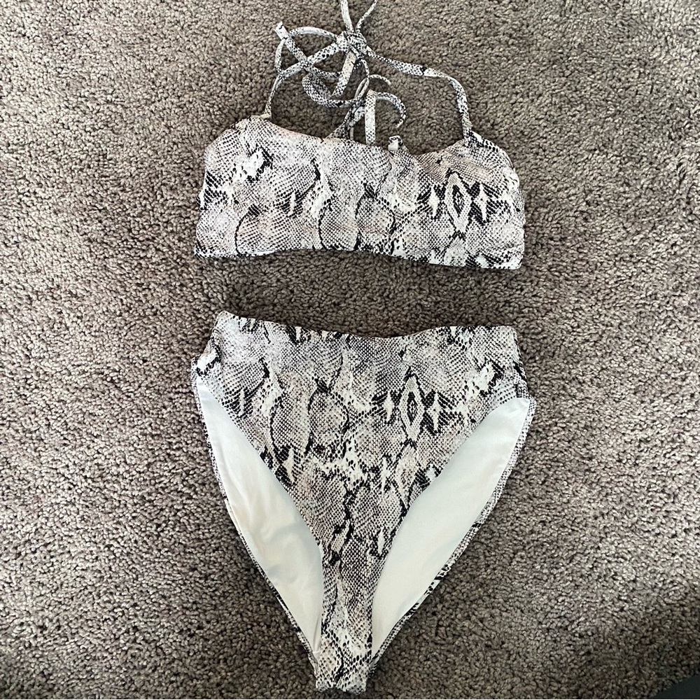 High waist bikini